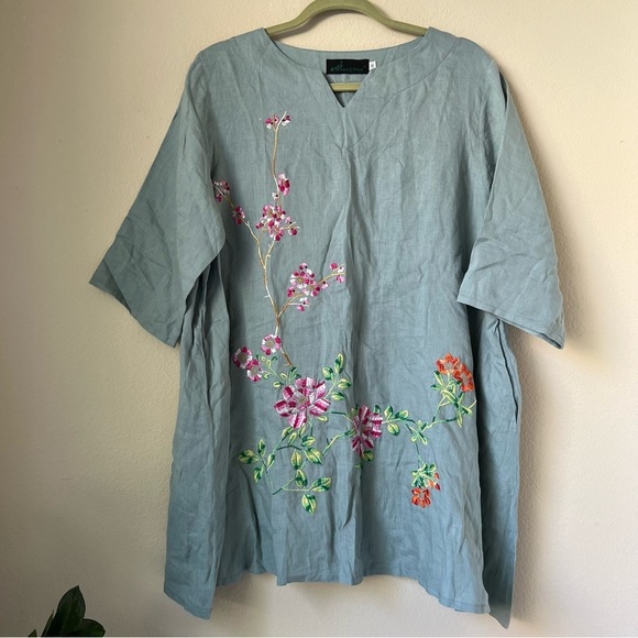 Brand new Light Blue Floral Embroidered Linen Tunic Dress, size M - Picture 3 of 16